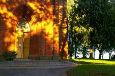 church-1010300_1920 (1).jpg